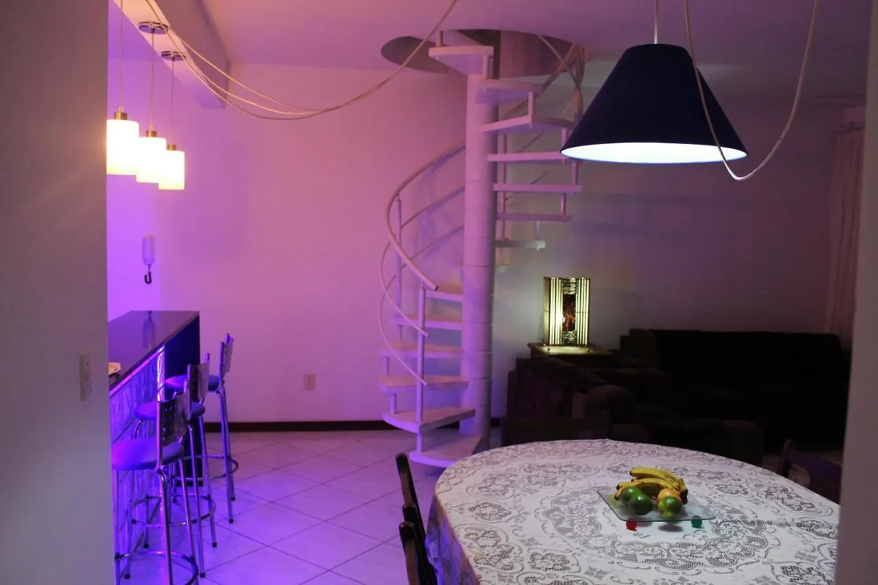 Apartmán Ed. Solar Monte Carlo Bombinhas